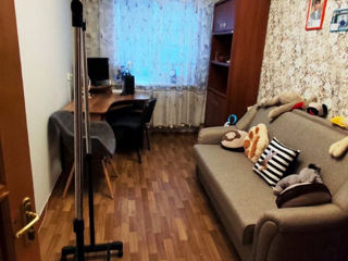 Apartament cu 2 camere, 60 m², Botanica, Chișinău foto 7