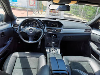 Mercedes E-Class foto 2