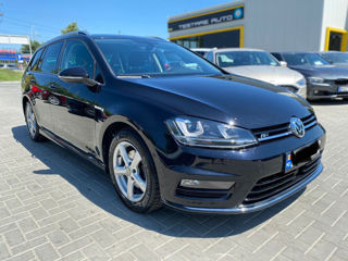 Volkswagen Golf foto 1