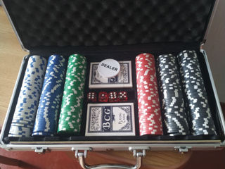 Набор для покера  300 фишек