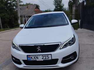 Peugeot 308 foto 0