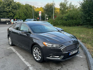 Ford Fusion foto 3