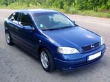 Opel Astra foto 1