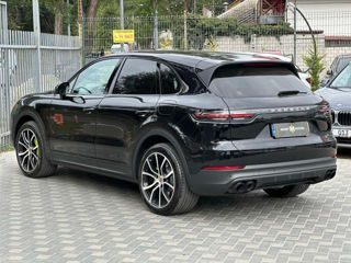 Porsche Cayenne foto 4