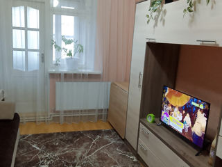 Apartament cu 2 camere, 55 m², Periferie, Florești foto 3