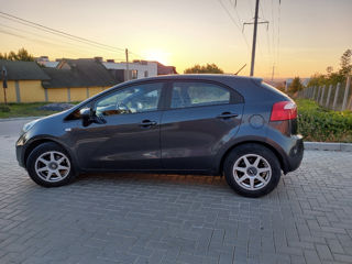 KIA Rio foto 6