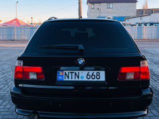 BMW 5 Series foto 3