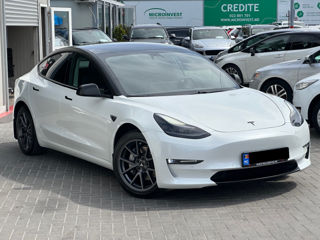 Tesla Model 3 foto 4