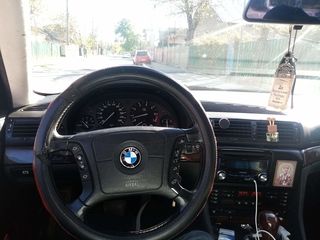 BMW 7 Series foto 8