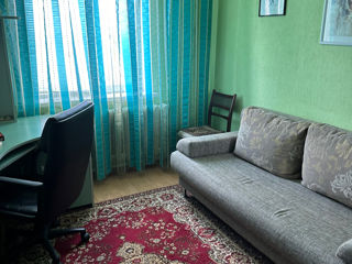 Apartament cu 3 camere, 76 m², Ciocana, Chișinău foto 4