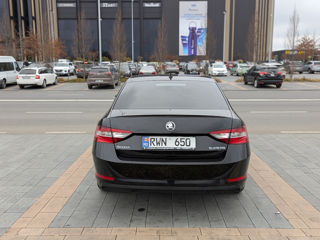 Skoda Superb foto 7