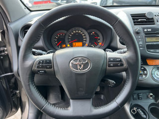 Toyota Rav 4 foto 11