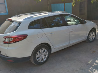 Renault Megane foto 2