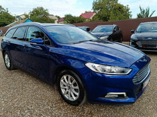 Ford Mondeo foto 2