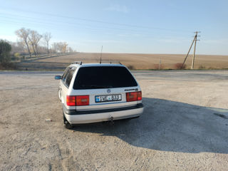 Volkswagen Passat foto 2