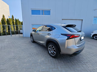 Lexus NX Series foto 4