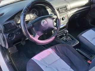 Volkswagen Passat foto 9