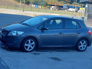 Toyota Auris foto 2