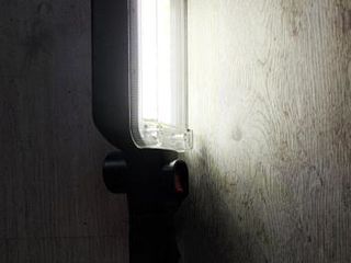 Лампа переносная светодиодная на аккумуляторе LED 20W foto 10