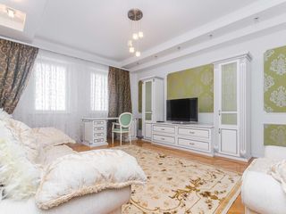 3-х комнатная квартира, 165 м², Центр, Кишинёв