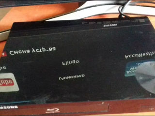 Blu-ray Samsung BD-F5100 с HDMI, USB foto 2