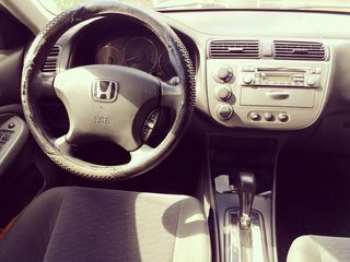 Honda Civic Hibrid foto 4