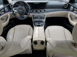 Mercedes E-Class foto 8