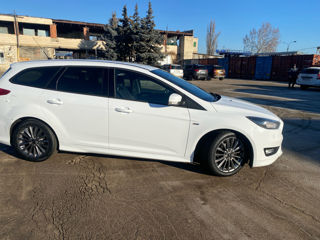 Ford Focus ST foto 6