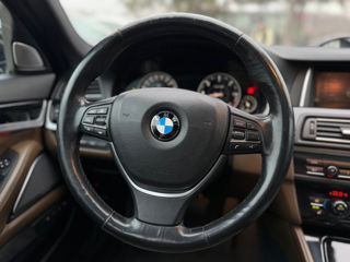 BMW 5 Series foto 11