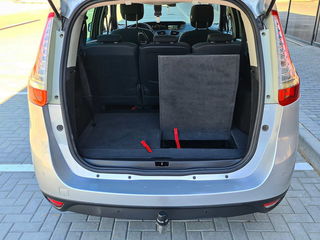 Renault Grand Scenic foto 16