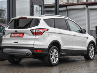 Ford Kuga foto 2