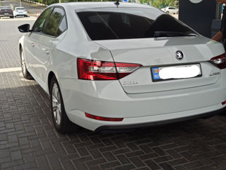 Skoda Superb foto 3