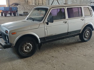 Lada Niva foto 2