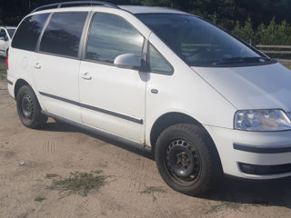 Volkswagen Sharan foto 8