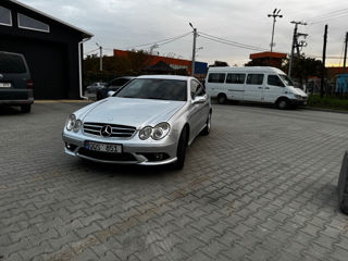 Mercedes CLK-Class foto 2