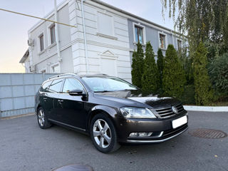 Volkswagen Passat foto 3