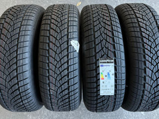 255/65 R18 Goodyear UltraGrip Performance +