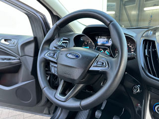 Ford Kuga foto 13