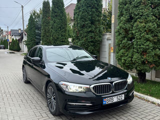 BMW 5 Series foto 9