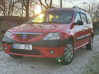 Dacia Logan foto 2