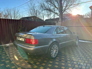 Audi A8 foto 3