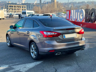 Ford Focus foto 8