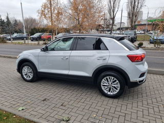 Volkswagen T-Roc foto 8