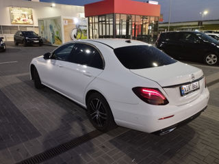 Mercedes E-Class foto 8