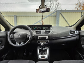 Renault Grand Scenic foto 9