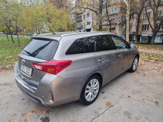 Toyota Auris foto 9