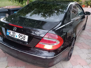 Mercedes CLK-Class foto 3