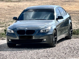 BMW 5 Series foto 7