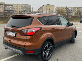 Ford Kuga foto 4