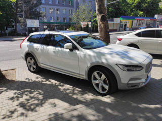 Volvo V90 Cross Country foto 2